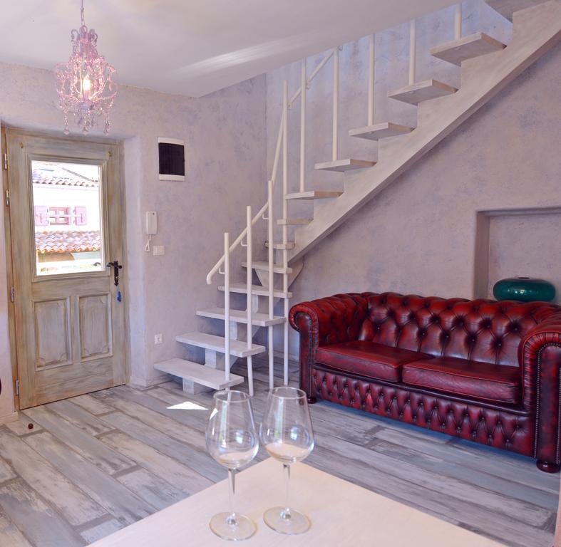 וולי לוסיניי La Dolce Vita Residence חדר תמונה