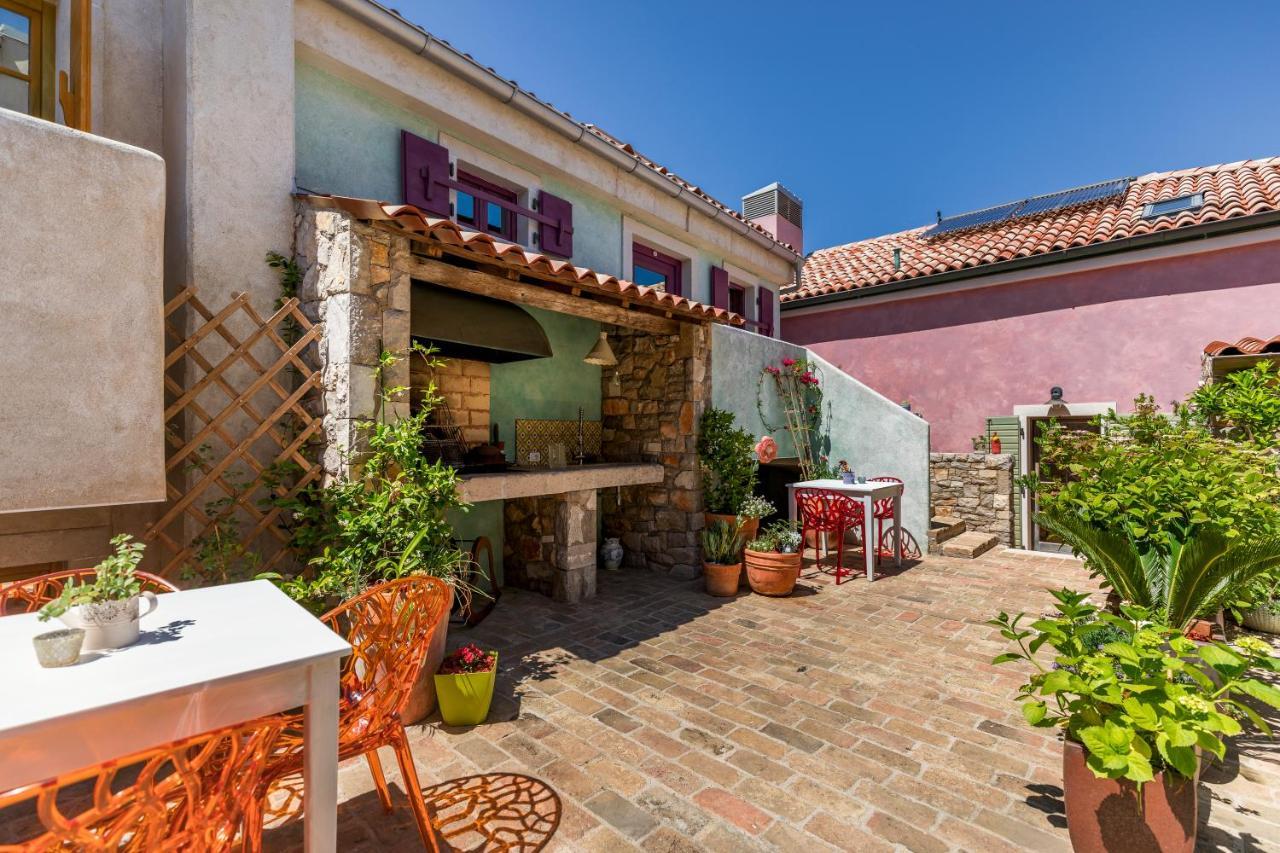 וולי לוסיניי La Dolce Vita Residence מראה חיצוני תמונה